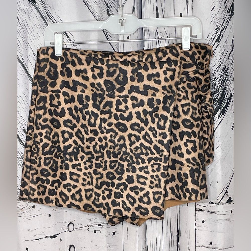 ZARA Leopard Skort Waist Tie Animal Print Shorts M - Picture 2 of 11